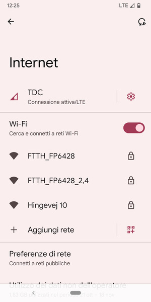 Seleziona la rete wireless a cui desideri connetterti