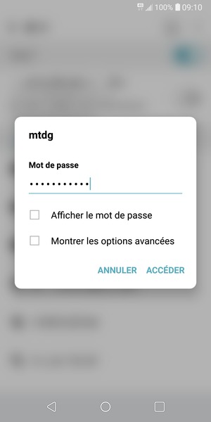 Saisissez le mot de passe du Wi-Fi et sélectionnez ACCÉDER