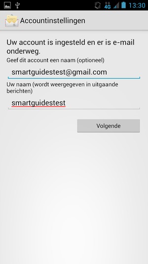Geef uw account een naam en voer uw naam in. Selecteer Volgende