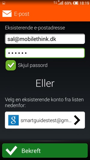 Skriv inn e-postadresse og passord. Velg Bekreft