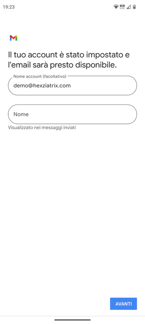 Scegli un nome per il tuo account e inserisci il tuo nome. Seleziona AVANTI