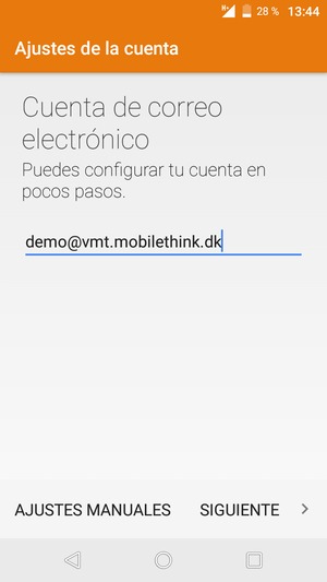 Introduzca su Dirección de correo electrónico y seleccione SIGUIENTE