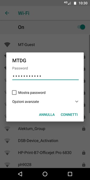 Inserisci la password del Wi-Fi e seleziona CONNETTI