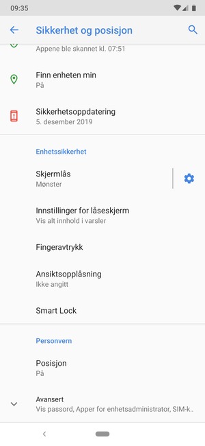 For å bytte PIN-koden til SIM-kortet, bla til og velg Avansert