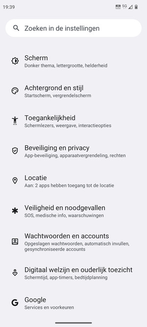Scroll naar en selecteer Locatie