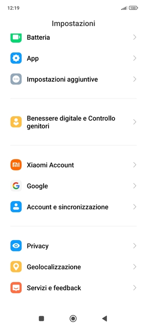 Scorri e seleziona Account e sincronizzazione
