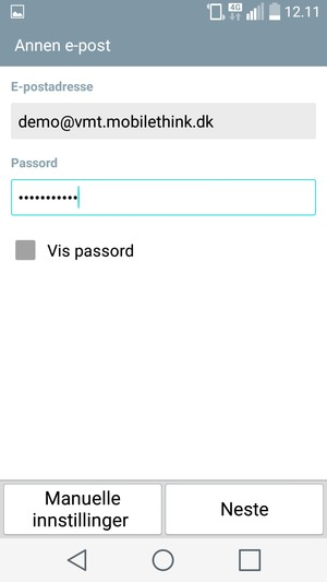 Skriv inn E-postadresse og Passord. Velg Neste