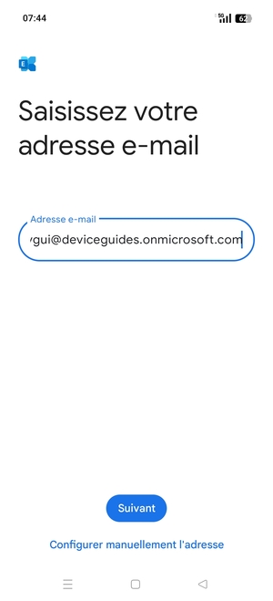 Saisissez votre adresse e-mail et sélectionnez Configurer manuellement l'adresse
