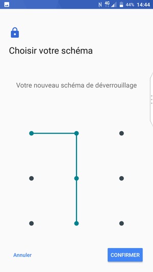 Dessinez de nouveau le schéma de déverrouillage et sélectionnez CONFIRMER