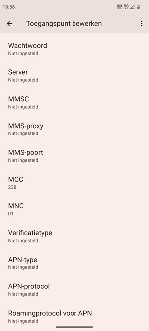 Scroll naar beneden en voer internetgegevens in