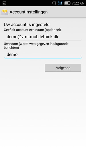 Geef uw account een naam en voer uw naam in. Selecteer Volgende