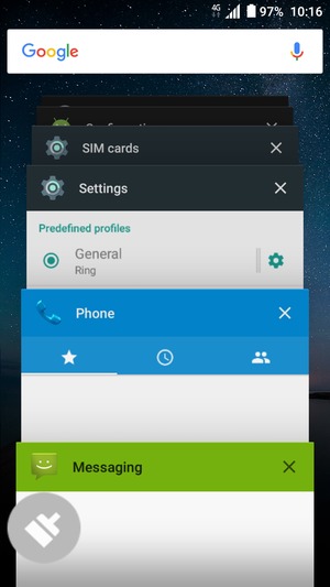 Select the Delete icon to close all running apps