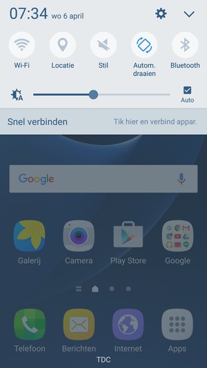 Veeg het bovenste menu naar links