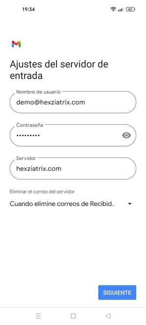 Introduzca Nombre de usario  y la dirección de servidor entrada. Seleccione SIGUIENTE