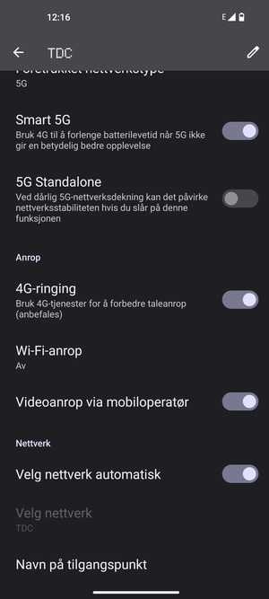 For å bytte nettverk hvis det oppstår nettverksproblemer, slå av Velg nettverk automatisk