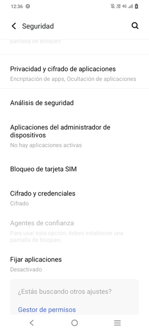 Desplácese y seleccione Bloqueo de tarjeta SIM