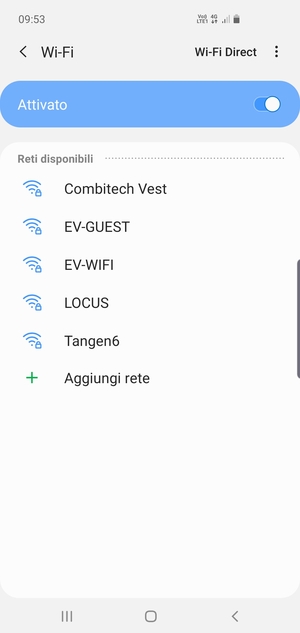Seleziona la rete wireless a cui desideri connetterti