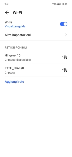 Seleziona la rete wireless a cui desideri connetterti