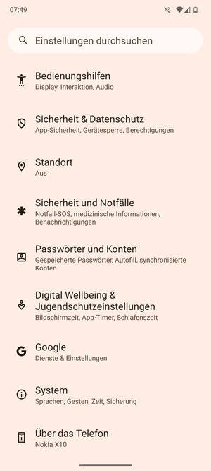 Scrollen Sie und wählen Sie Sicherheit & Datenschutz