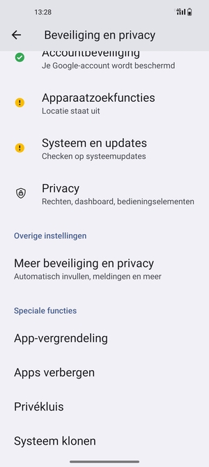 Scroll naar en selecteer Meer beveiliging en privacy