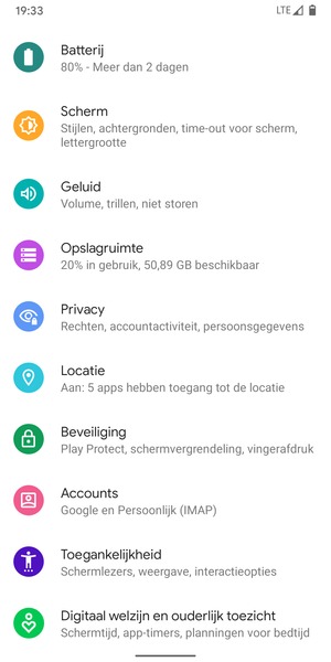 Scroll naar en selecteer Locatie