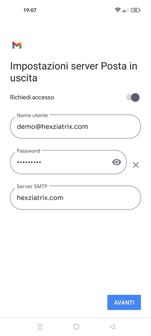 Inserisci l'indirizzo del server di posta in uscita e seleziona AVANTI