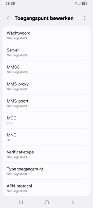 Scroll naar beneden en voer mms-gegevens in