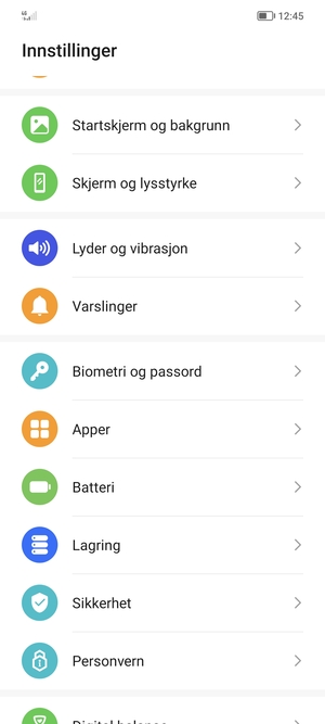 For å aktivere skjermlåsen, gå til Innstillinger-menyen og velg Biometri og passord