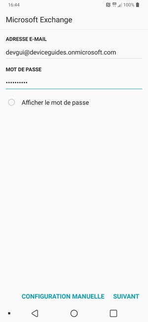 Saisissez votre adresse e-mail et votre mot de passe. Sélectionnez CONFIGURATION MANUELLE