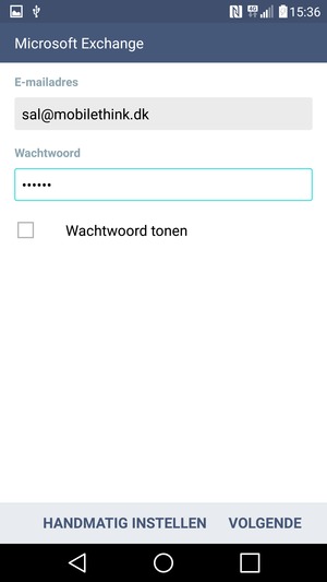 Voer uw e-mailadres en wachtwoord in. Selecteer VOLGENDE