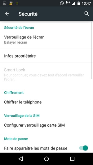 Sélectionnez Configurer verrouillage carte SIM