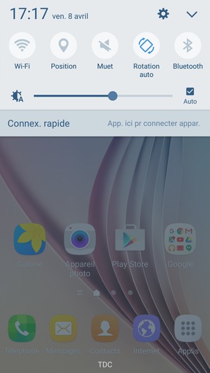 Faites glisser le menu du haut vers la gauche