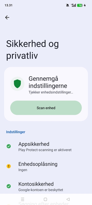 For at aktivere din skærmlås, gå til menuen Sikkerhed og privatliv og vælg Enhedsoplåsning