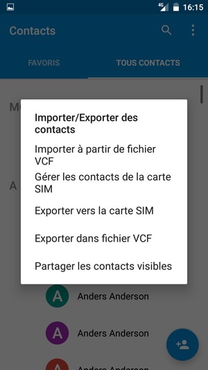 Sélectionnez Gérer les contacts de la carte SIM