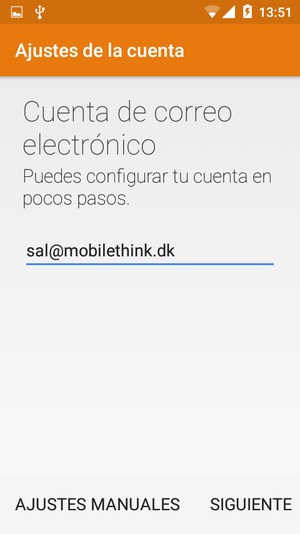 Introduzca su Dirección de correo electrónico y seleccione SIGUIENTE