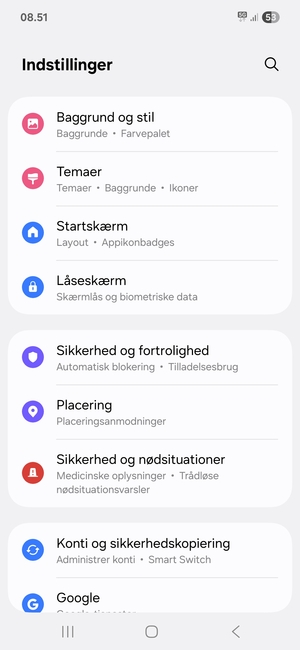 Scroll til og vælg Sikkerhed og fortrolighed