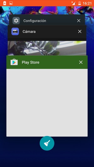 Seleccione el icono Eliminar para cerrar todas las aplicaciones en ejecución
