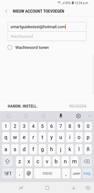 Voer uw Hotmail adres in en selecteer Volg.
