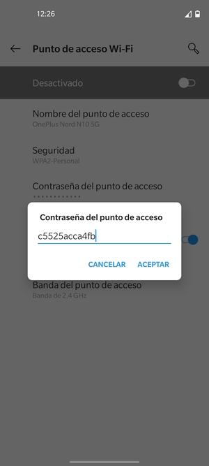 Introduzca una contraseña de punto de acceso Wi-Fi de al menos 8 caracteres y seleccione ACEPTAR