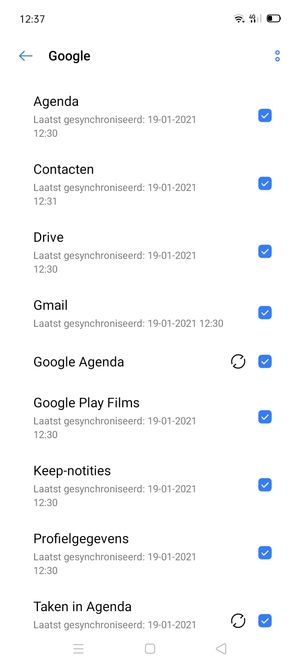 Zorg ervoor dat Contacten geselecteerd is