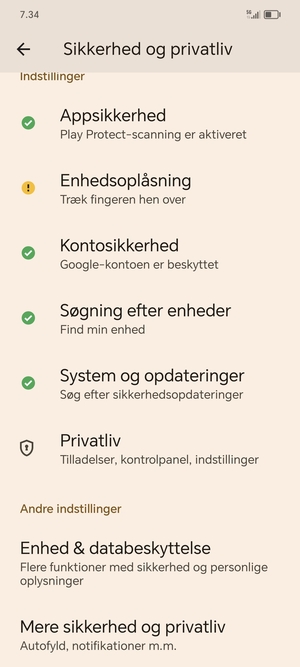 Scroll til og vælg Mere sikkerhed og privatliv