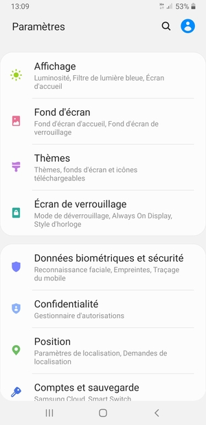 Faites défiler et sélectionnez Donnèes biométriques et sécurité