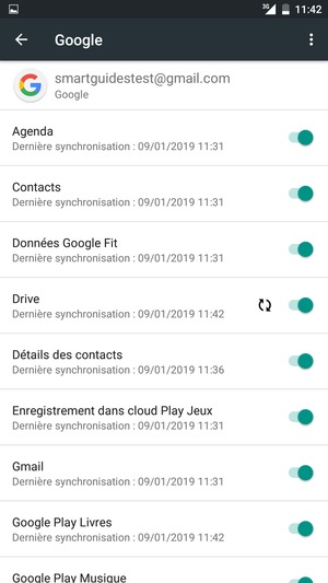 Assurez-vous que Contacts est sélectionné