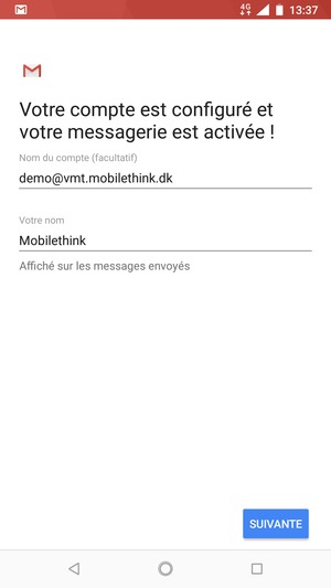 Donnez un nom à votre compte et saisissez votre nom. Sélectionnez SUIVANTE