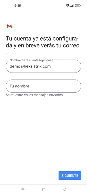 Déle a su cuenta un nombre y escriba su nombre. Seleccione SIGUENTE