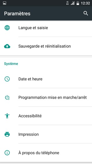 Faites défiler et sélectionnez À propos du téléphone