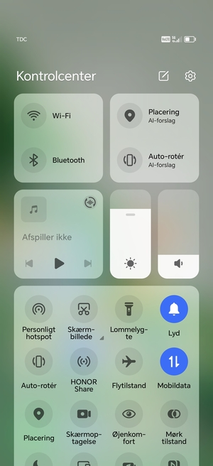 Aktiver Automatisk lysstyrke