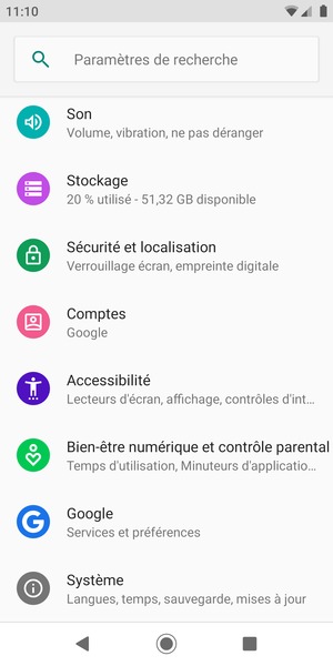 Faites défiler et sélectionnez Comptes