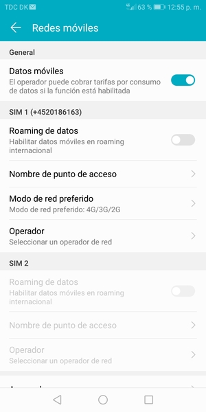 Desplácese a SIM 1 o SIM 2 y seleccione Nombre de punto de acceso