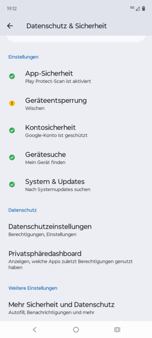 Scrollen Sie und wählen Sie Mehr Sicherheit und Datenschutz